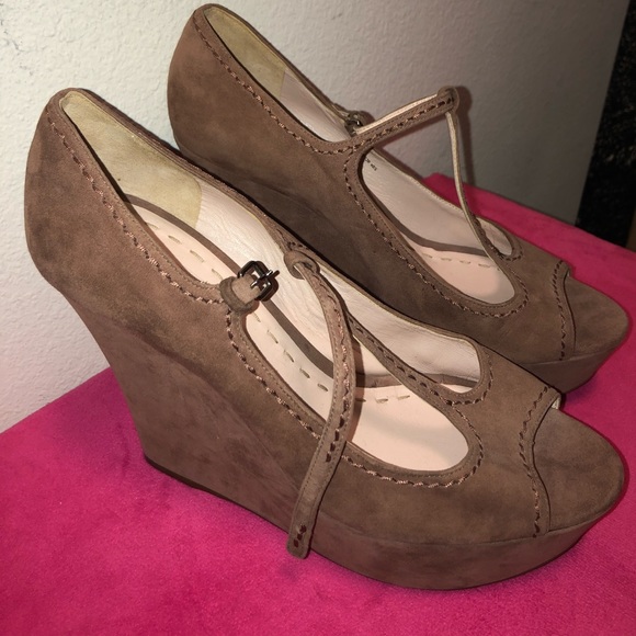 MIU MIU 100% Authentic & Brand New Suede Wedges - Picture 6 of 8